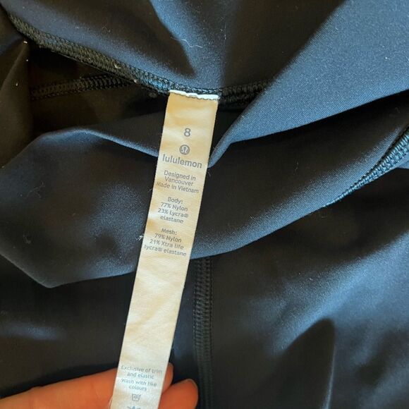 LULULEMON NAVY BLUE TIGHTS - Picture 2 of 3